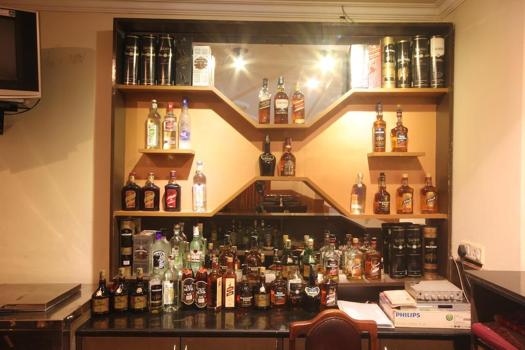 Urmee Hotel Bhubaneswar Esterno foto